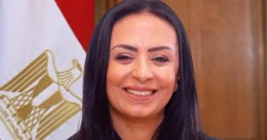 ماذا فعلت وزيرة التضامن بسيدتان قبطيتان ضمن الفائزين بعمرة 4 وزيرة التضامن