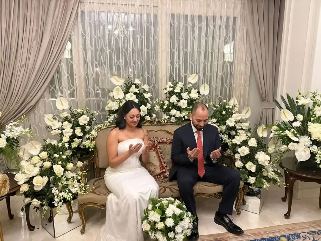 ننشر أول صورة من احتفال الإعلامي عمرو أديب ولميس الحديدي بقراءة فاتحة نجلهما 2 خطوبة نجل عمرو أديب