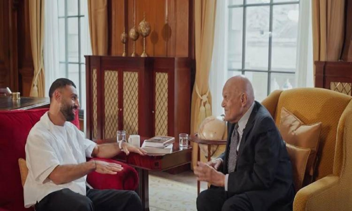 محمد صلاح يسترجع ذكرياته مع السير مجدي يعقوب من يا فلاح إلى أسطورة مصر 2 محمد صلاح يروي للسير مجدي