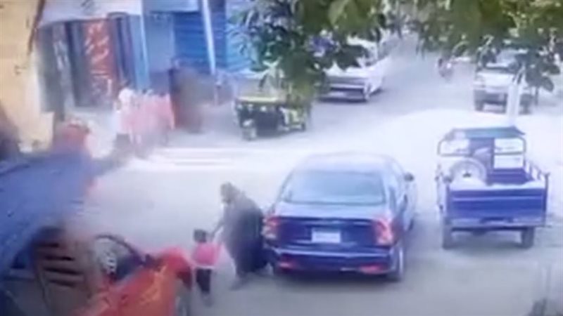 بالفيديو العناية الإلهية تتدخل لإنقاذ طفل من الموت المحقق لحظة تحبس الأنفاس 2 إنقاذ طفل من الموت