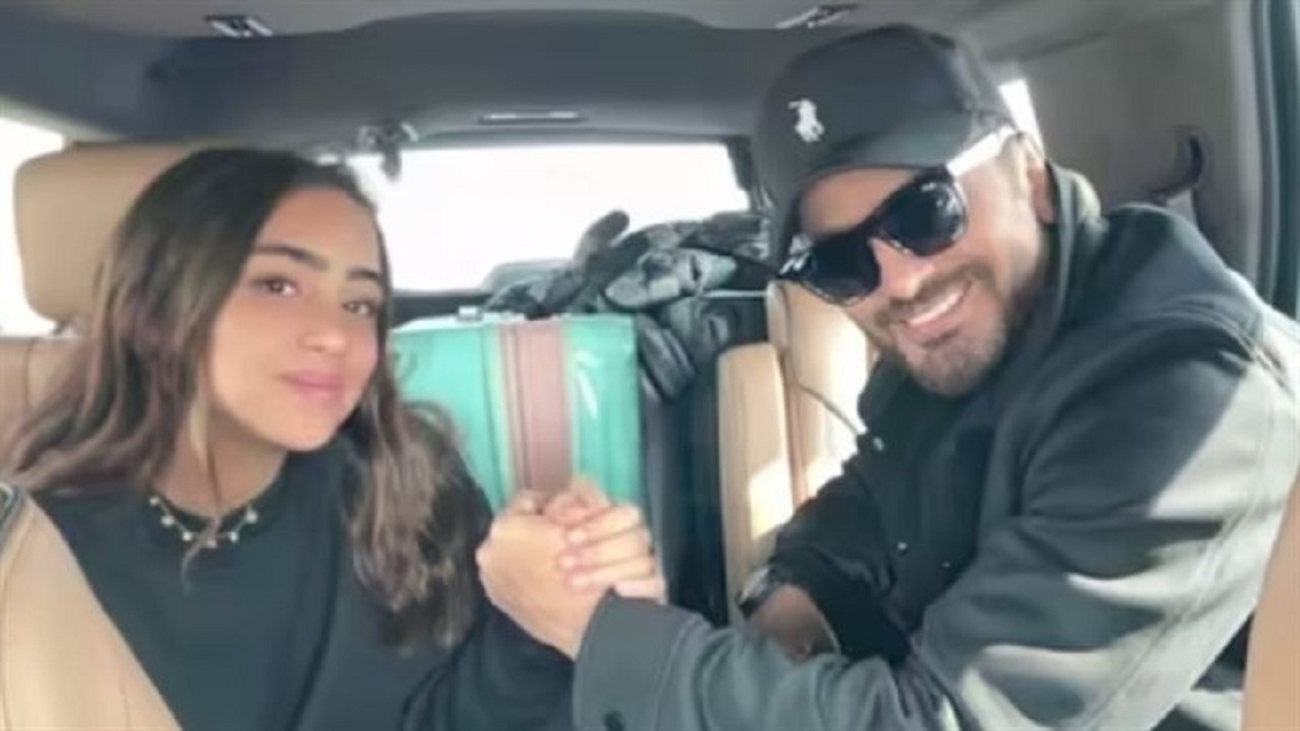 بالصور نجوم الفن والإعلام يتضامنون مع تامر حسني بعد جراحة دقيقة رسائل دعم تنهال على نجم الجيل 5 تامر حسني يكشف تفاصيل حالته