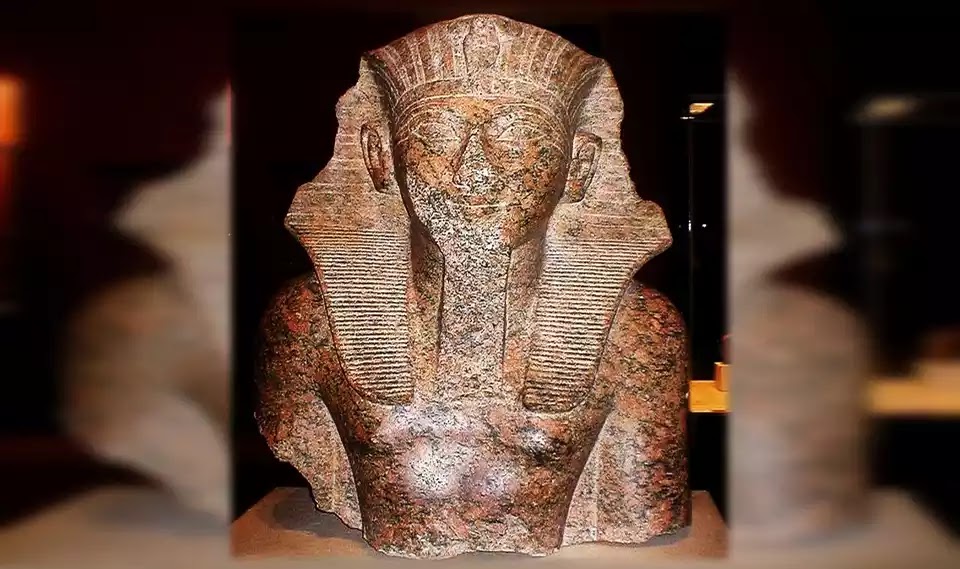 خبير أثري يكشف سر مومياء الملك تحتمس الرابع صاحبة الشعر الحيوي بحالة جيدة وشعر كامل عقب ان أذهلت العالم 2 مومياء الملك تحتمس الرابع1