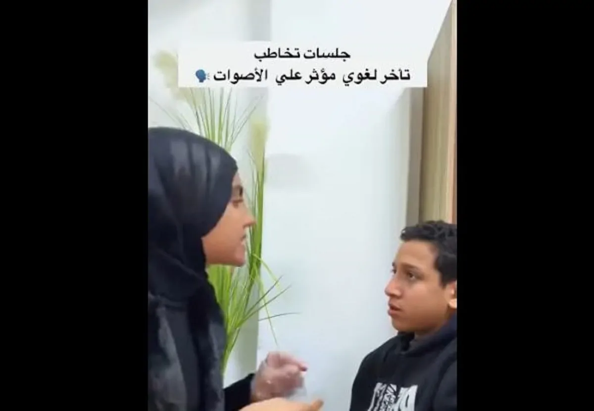 تعليق أخصائية تخاطب مسلمة بعد تداول فيديو حول تدريب طفل مسيحي صلاة أبانا الذي في السموات 3 أخصائية تخاطب مسلمة تعلم طفلا صلاة "أبانا الذي في السموات"