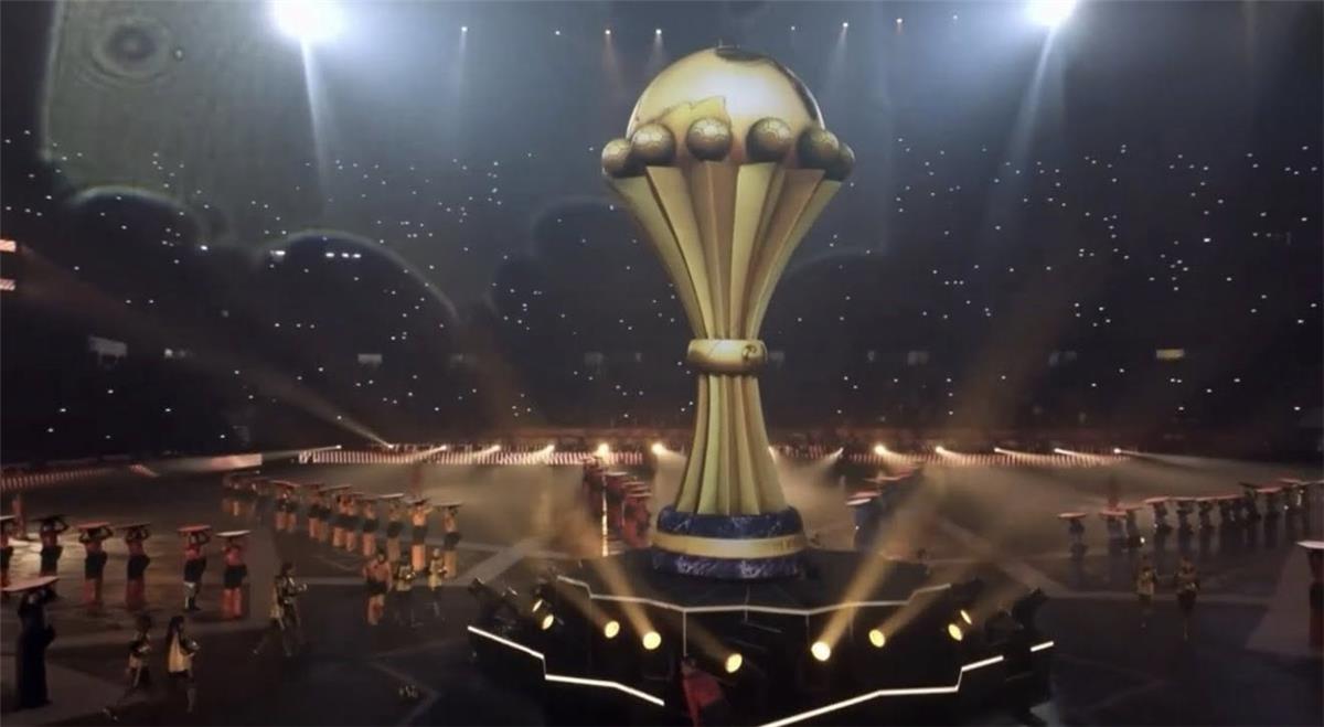 بصورة عالمية محمد صلاح يحتفل مع عمر مرموش بعد الريمونتادا القاتلة أمام زيمبابوي 5 الذكاء الاصطناعي يتوقع بطل كأس أمم إفريقيا