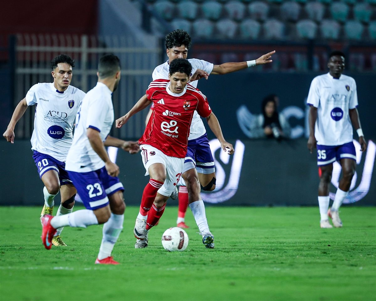 عقوبات علي لاعبي النادي الأهلي بعد الهزيمة أمام المصرية للاتصالات والخروج من كأس مصر أكبر غرامة مالية منذ فترة 2 عقوبات علي لاعبي النادي الأهلي