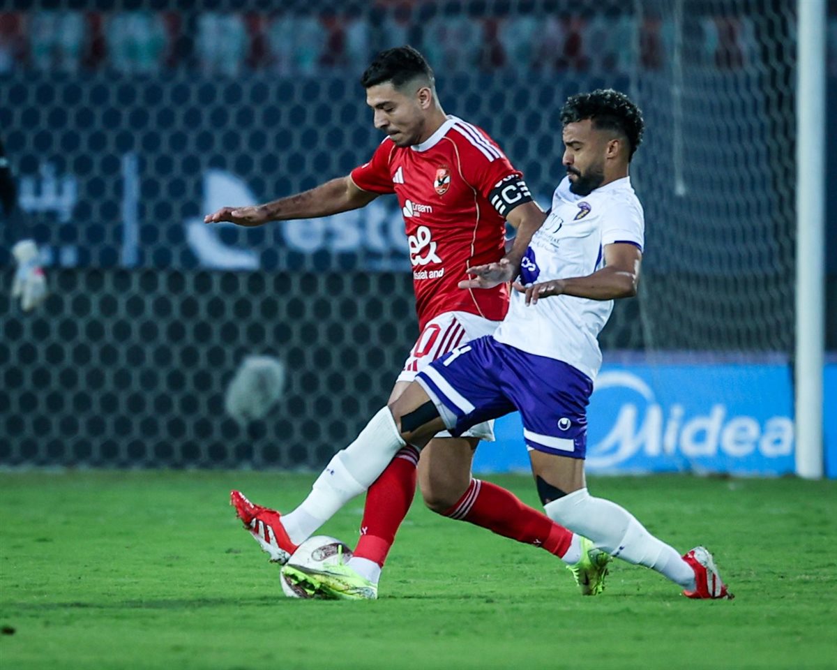 عقوبات علي لاعبي النادي الأهلي بعد الهزيمة أمام المصرية للاتصالات والخروج من كأس مصر أكبر غرامة مالية منذ فترة 3 عقوبات علي لاعبي النادي الأهلي