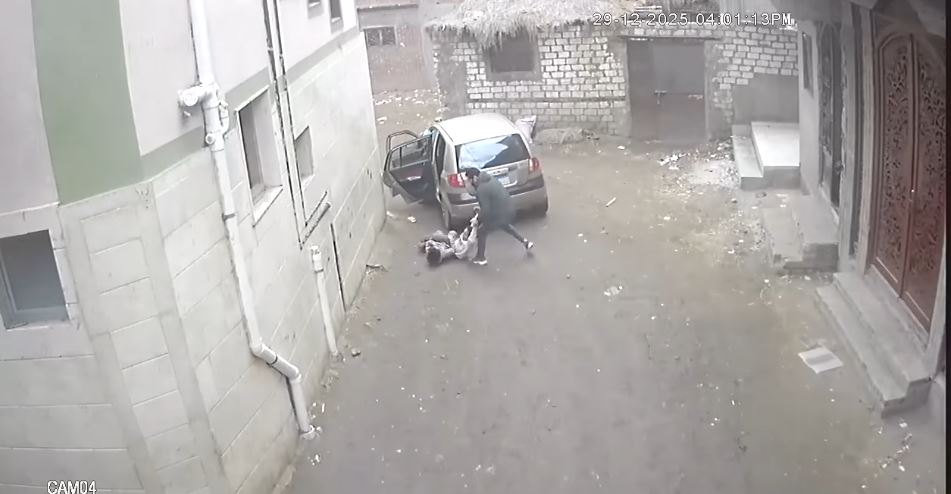 بالصور اختطاف طفل في كفر الشيخ وكاميرات المراقبة تسجل تفاصيل الحادثة 4 اختطاف طفل في كفر الشيخ