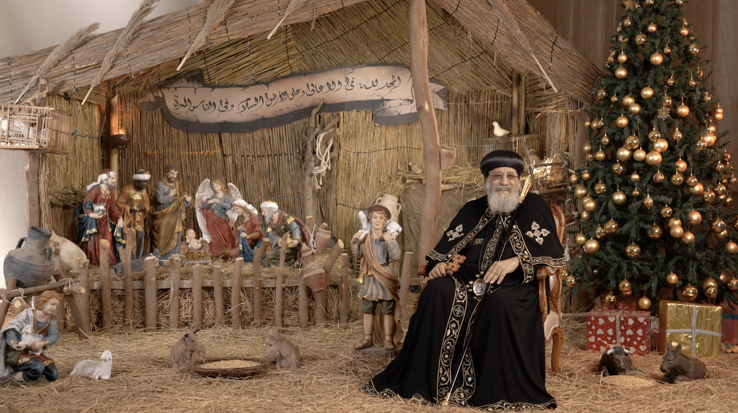 الأنبا بافلي البابا تواضروس الثاني تحمل ما يفوق طاقة البشر ودعوات بالراحة والتعويض 5 الأحتفال بقداس رأس السنة