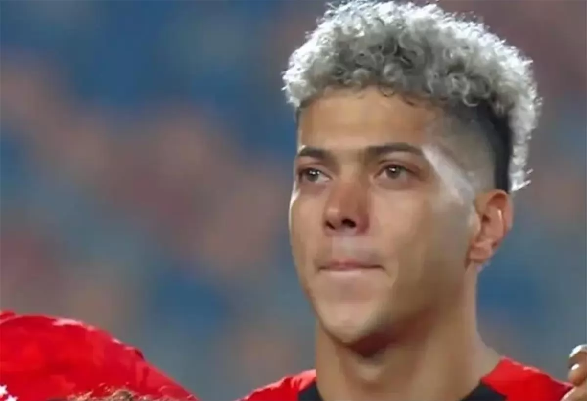إمام عاشور يكشف سبب بكائه أثناء عزف السلام الوطني بلقاء منتحب مصر ونيجيريا مستني لقطة أو ادعاء 4 بكاء إمام عاشور