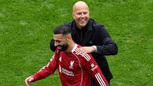 مدرب نادي ليفربول يوضح تفاصيل جديدة بعد تصريحات محمد صلاح ضده ما حدث كان صعبًا 2 محمد صلاح يفتح النار على مدربه الهولندي آرني سلوت