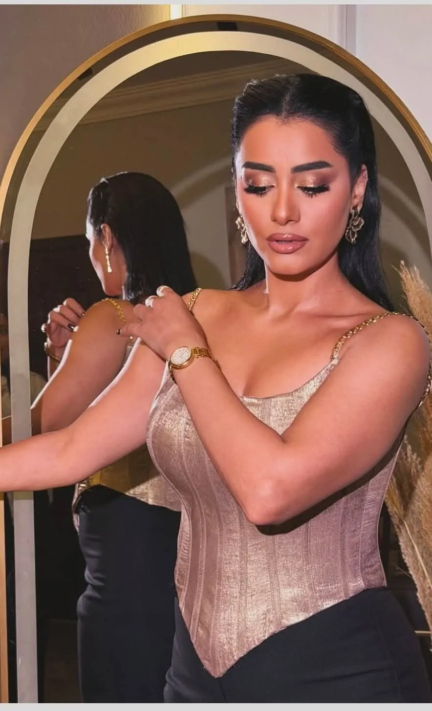 الفنانة نانسي صلاح توضح تفاصيل تعرضها للسحر من فنانتين معروفتين ومحاربتها في الوسط الفني 4 127907 334