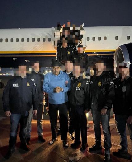 الرئيس الفنزويلي نيكولاس مادورو مُعتقل مع هؤلاء في نيويورك سجن النجوم والمشاهير 2 الرئيس الفنزويلي نيكولاس مادورو