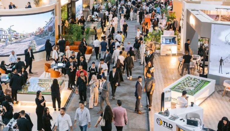 بصمة مسيحية لافتة في معرض الكتاب 2026 فكر البابا شنودة وأبحاث الأبوكريفا يتصدران المشهد 3 معرض القاهرة الدولي للكتاب 2026