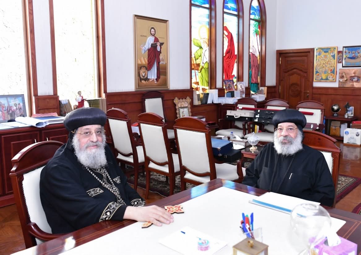 قداسة البابا تواضروس الثاني يستقبل الآباء الأساقفة للتهنئة بالعام الجديد وعيد الميلاد المجيد 2 تهنئة البابا تواضروس بعيد الميلاد
