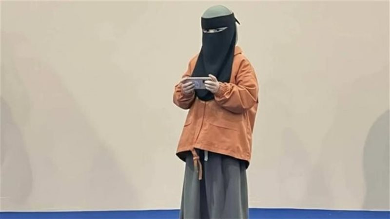 عقب اثارة ضجة الطفلة المتنقبة عالم أزهري يحسم الأمر ويوضح حكم ارتداء الأطفال البنات للنقاب 2 حكم ارتداء الأطفال البنات للنقاب1