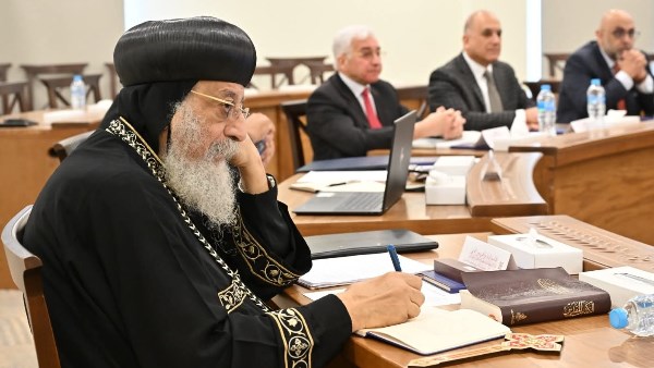 من قلب وادي النطرون تفاصيل لقاء البابا تواضروس مع عدد من ممثلي المعاهد الكنسية 3 لقاء البابا تواضروس