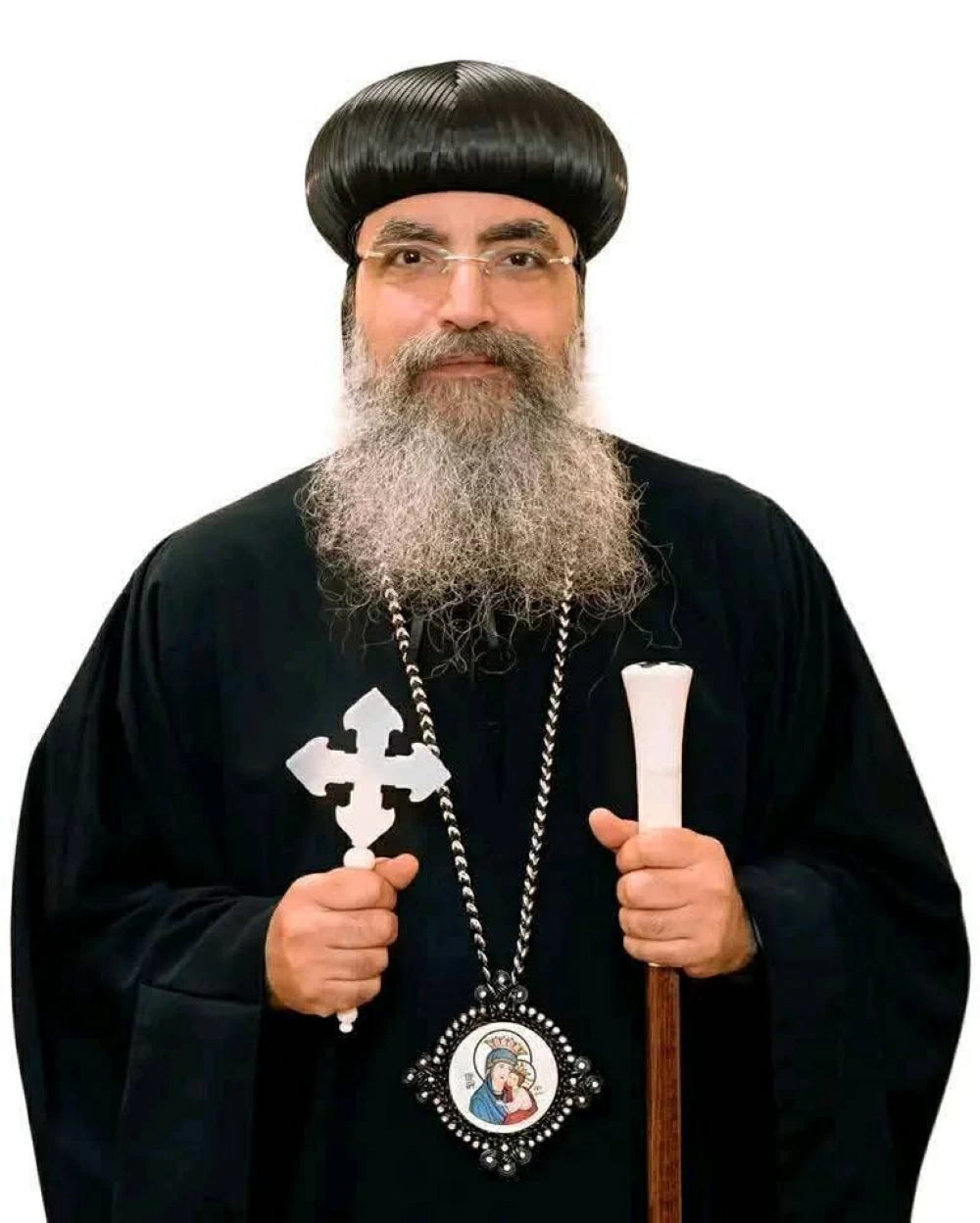 أول تعليق من الأنبا مارك أسقف باريس بعد حادث تسرب الغاز لمجموعة الخدمة بمصر 3 الأنبا مارك أسقف باريس