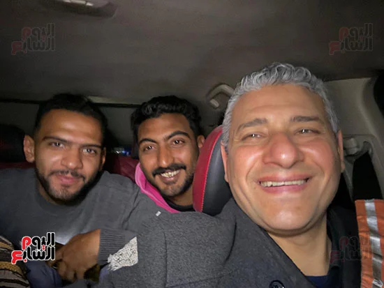 أول صور للمتهم بواقعة فتاة الأتوبيس عقب إخلاء سبيله من قسم شرطة المقطم 2 إخلاء سبيل المتهم بواقعة فتاة الأتوبيس