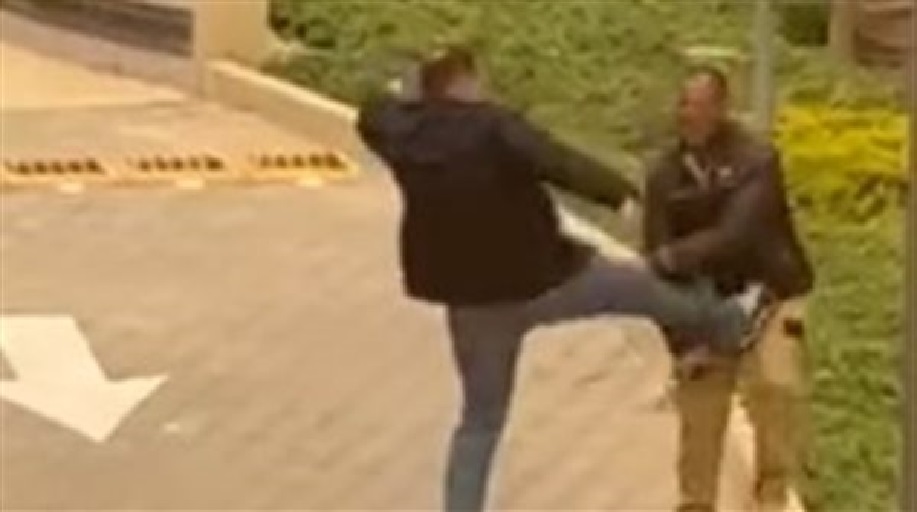 تفاصيل أقوال فرد الأمن ضحية الاعتداء داخل كمبوند بالتجمع وكشف كواليس الواقعة 2 فرد الأمن ضحية الاعتداء داخل كمبوند بالتجمع