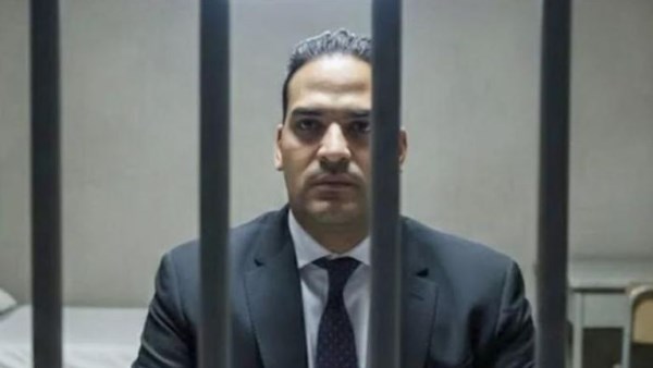 بالصورة أول ظهور لأمير هلالي مستريح السيارات أثناء محاكمته بالنصب على المواطنين 3 أمير هلالي مستريح السيارات