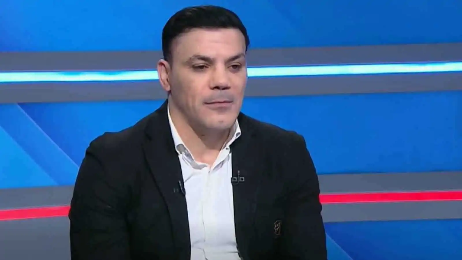 أبويا جالي 6 الصبح وقال لي طلقتها عمرو زكي يفتح صندوق أسراره ويواجه شبح الماضي 4 القبض على عمرو زكي