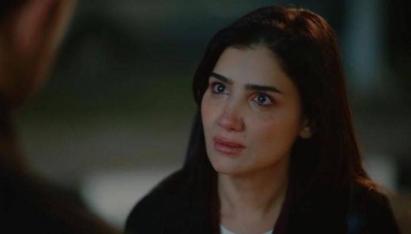 الموت يحزن الفنانة مي عمر بوفاة والدها 4 الفنانة مي عمر
