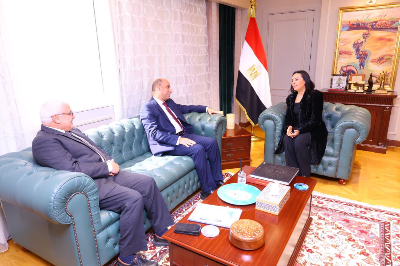 قرارات مفرحة من وزيري التضامن والعمل بشان العمالة غير المنتظمة 3 وزيري التضامن والعمل