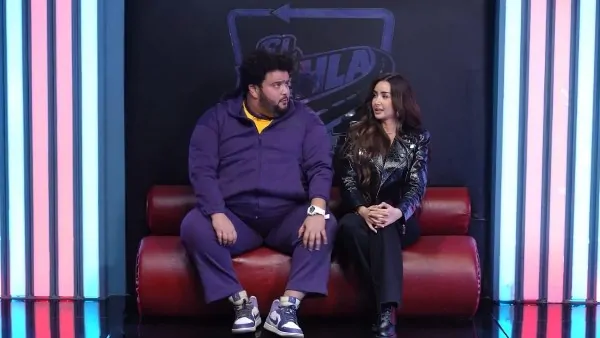 رامز جلال يثير الجدل في برنامجه ليفل الوحش بالفنانة هنا الزاهد أحدث مطلقات الوسط الفني 3 هنا الزاهد في برنامج رامزجلال