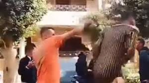 الصفعة التي أثارت الجدل عمدة ميت عاصم يخرج عن صمته ضربت الشاب لأحميه 3 واقعة قميص النوم بالقليوبية