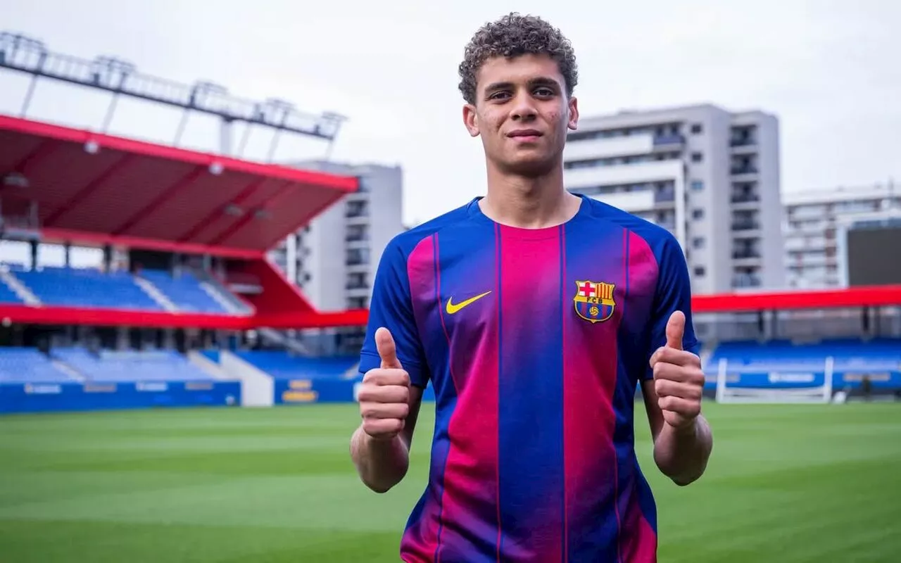 موهبة الأهلي في كتالونيا برشلونة يعلن ضم حمزة عبدالكريم على سبيل الإعارة 3 برشلونة يعلن ضم حمزة عبدالكريم