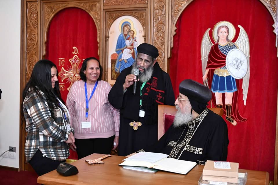 أبطال وهبوا الحياة البابا تواضروس يكرم 9 متبرعين بالكبد جسّدوا أسمى معاني العطاء الإنساني 2 البابا تواضروس يكرّم متبرعى زراعة الكبد