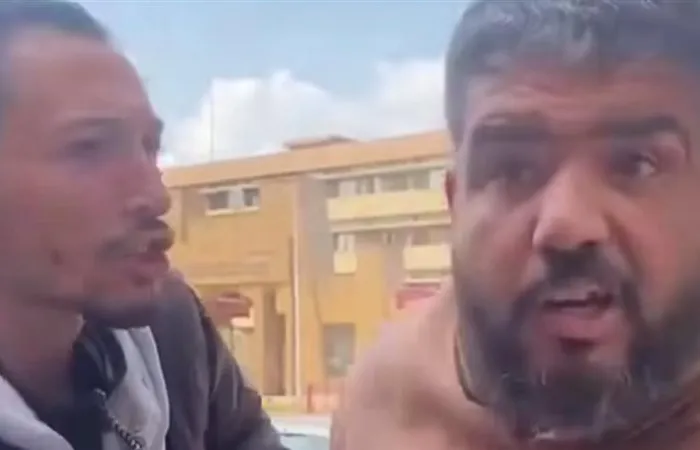 أنت راجل فاطر بالفيديو خناقة سيجارة في نهار رمضان تشعل السوشيال ميديا القصة وصلت للقسم 2 خناقة سيجارة في نهار رمضان