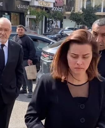 بالصور الفنانة نور اللبنانية بكنيسة القديس كيرلس لتشييع جنازة زوجها 2 تشييع جثمان زوج الفنانة نور اللبنانية من كنيسة القديس كيرلس
