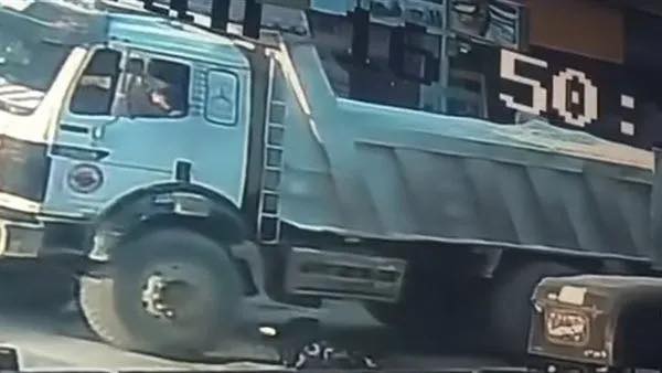 تفاصيل اخر لحظات بحادث دهس السيدة فوزية أثناء خروجها من الكنيسة العربية النقل سويتها بالأرض 2 حادث دهس السيدة فوزية