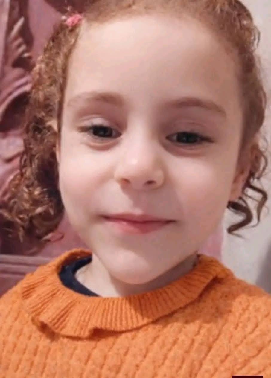 تفاصيل العثور على جثمان الطفلة استير ميشيل فى ظروف غامضة بعد 8 أيام من الاختفاء بمصرف زراعي في أسيوط 2 العثور على جثمان الطفلة استير ميشيل