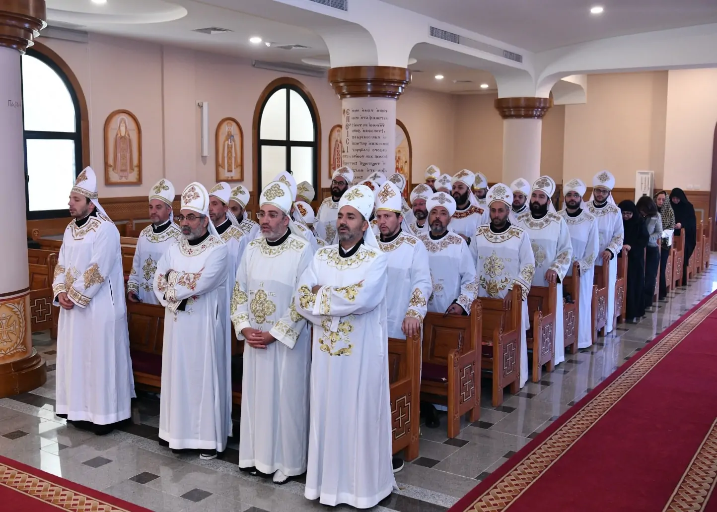 بالصور البابا تواضروس الثاني يفتتح الدورة التدريبية للكهنة الجدد الذين تمت سيامتهم في فترة الصوم الكبير 2 البابا تواضروس الثاني يفتتح الدورة التدريبية للكهنة الجدد
