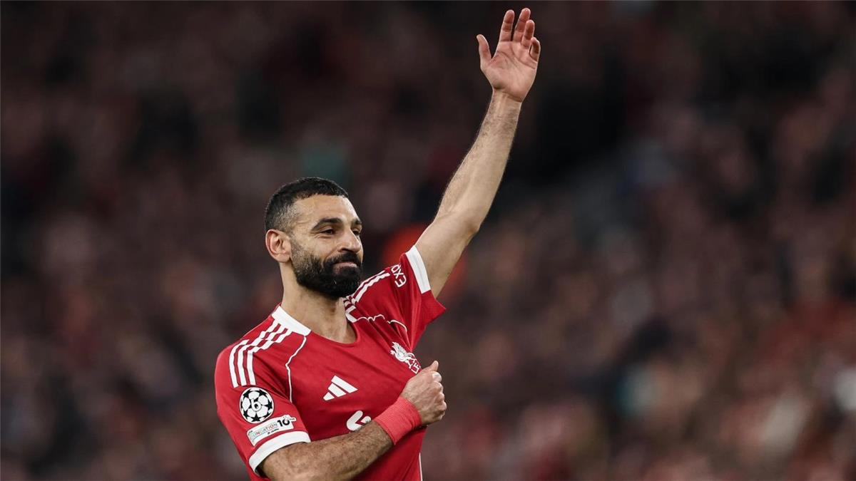 نجيب ساويرس يكشف عن أفضل لاعب كرة قدم بالشرق الأوسط 4 محمد صلاح يترك ليفربول