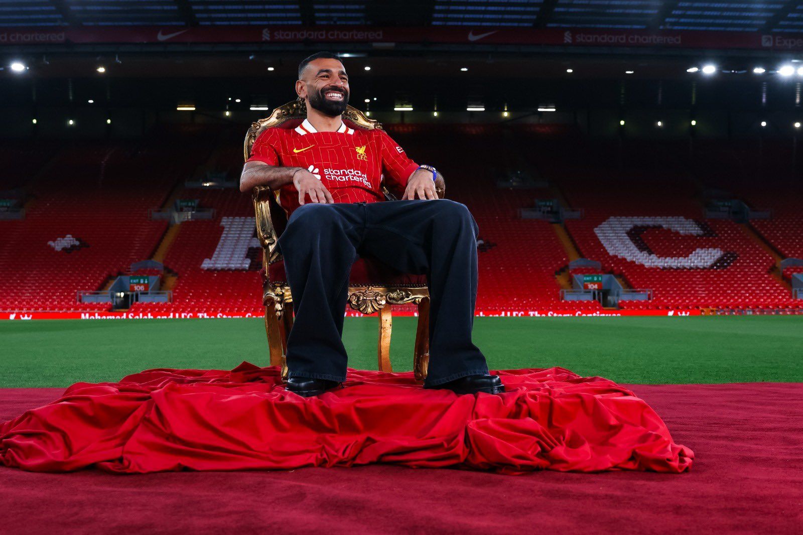 نجيب ساويرس يكشف عن أفضل لاعب كرة قدم بالشرق الأوسط 5 رحيل محمد صلاح