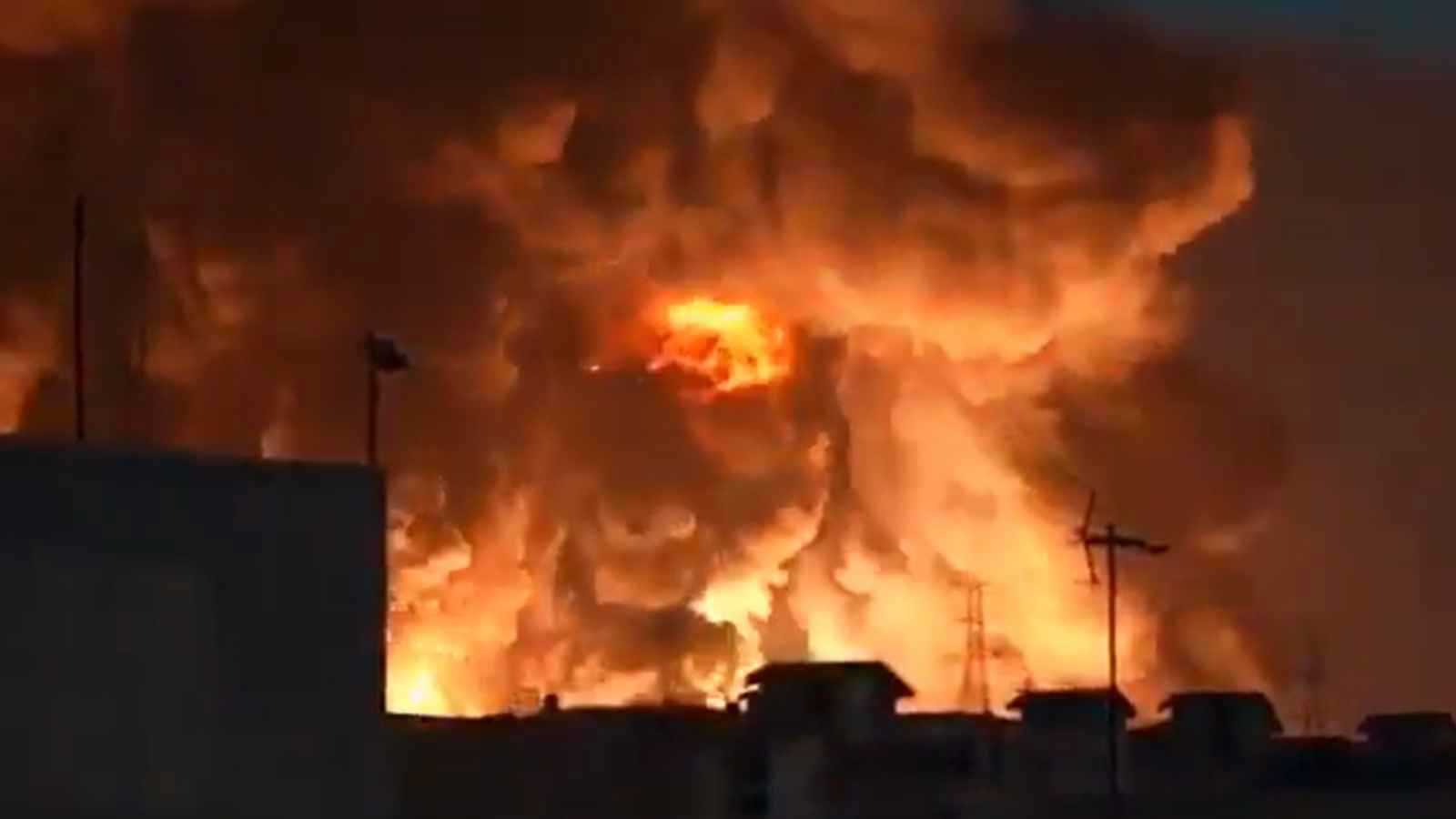 الخط الأحمر يشتعل إيران تعلن سيادتها الجوية الصاروخية على سماء إسرائيل 3 إيران تمد أذرعها إلى المحيط الهندي