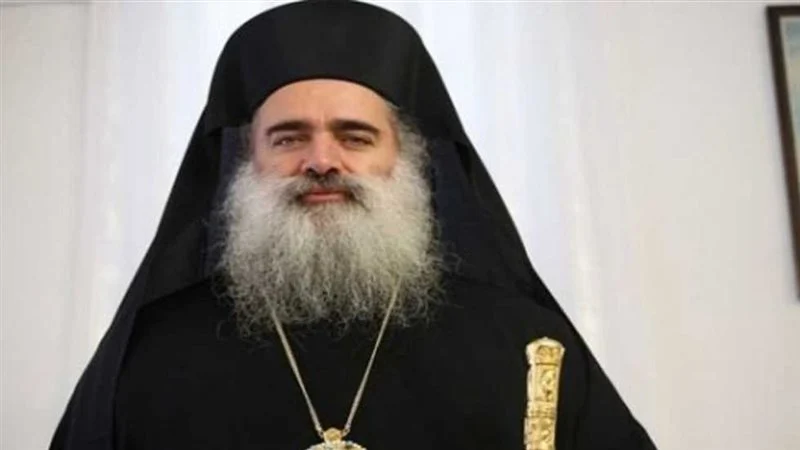 تعليق المطران عطاالله حنا على واقعة التعدي على الصليب بجنوب لبنان تعيد إلى الأذهان ما حدث مع السيد المسيح 2 المطران عطاالله حنا