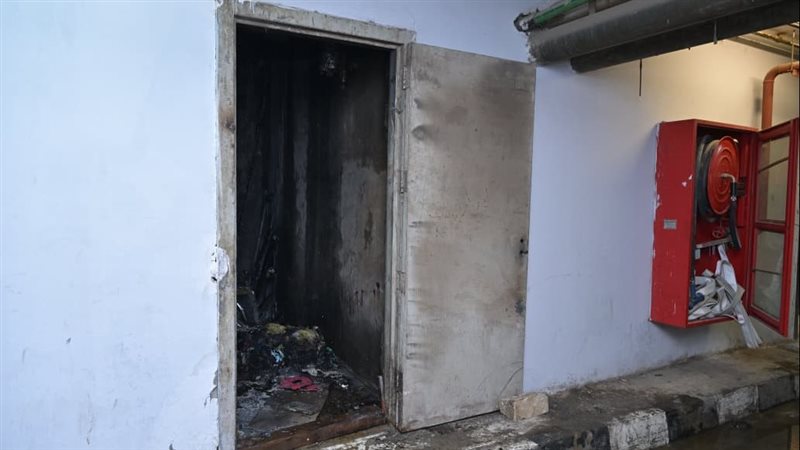 عاجل نشوب حريق بمستشفى قصر العيني والدفع بـ 4 سيارات مطافي 3 نشوب حريق بمستشفى قصر العيني