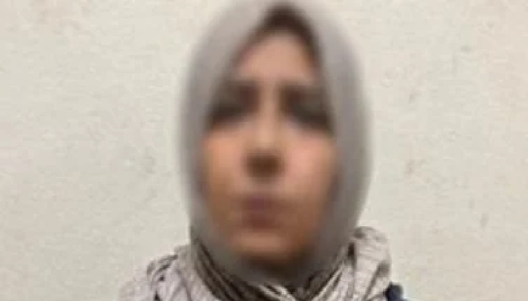صورة خاطفة رضيعة مستشفى الحسين تثير الجدل وسؤال ChatGPT عن لغة جسدها ماذا قال 2 المتهمة بالخطف في واقعة رضيعة مستشفى الحسين