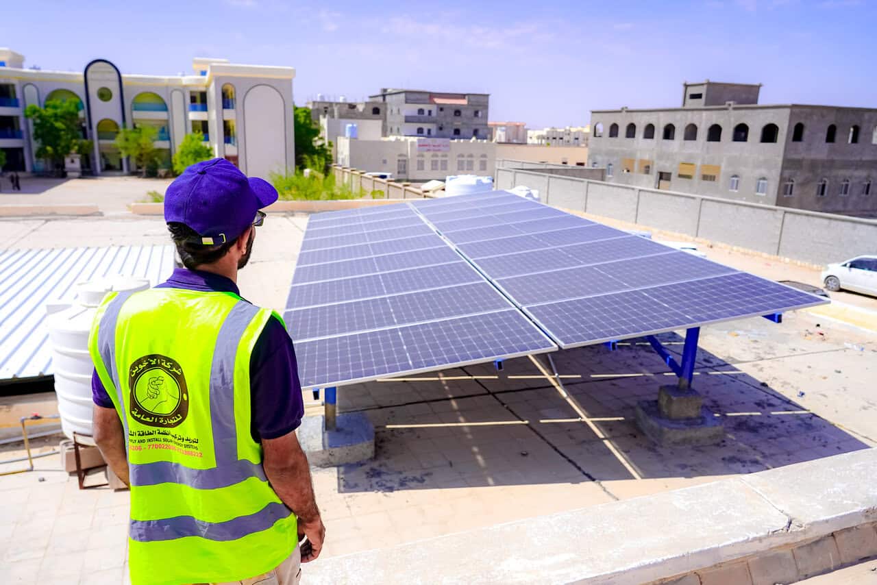 بنك مصر يعلن إتاحة تمويل أنظمة الطاقة الشمسية فوق اسطح المنازل بدون مصاريف إدارية أعرف التفاصيل 3 محطات الطاقة الشمسية