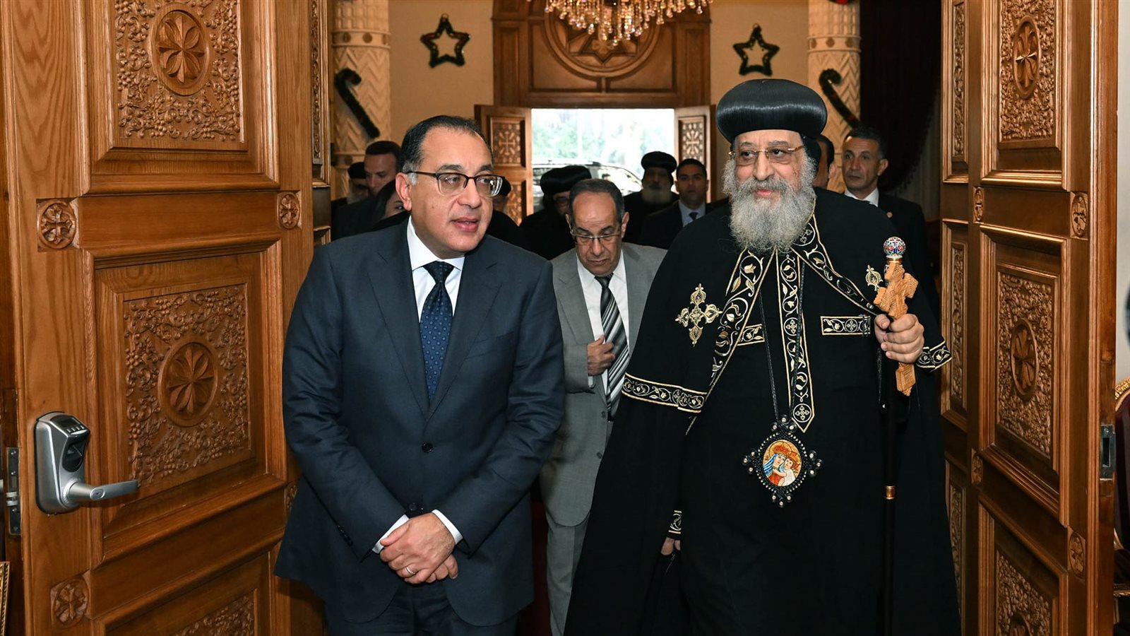 بمناسبة عيد القيامة قرارات حاسمة من وزارة التعليم لضمان فرحة الطلاب والمعلمين الأقباط 4 رئيس الوزراء يهنئ البابا تواضروس