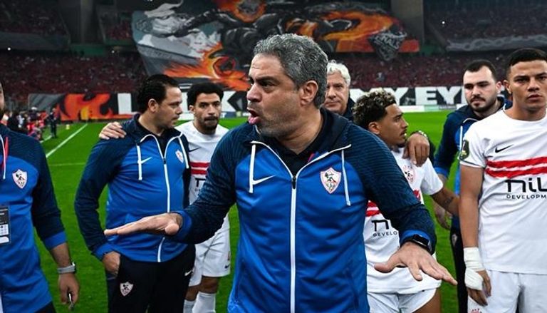 كيف يشجع مجلس إدارة نادي الزمالك اللاعبين لمواصلة السير نحو لقب الدوري 3 معتمد جمال مدرب نادي الزمالك