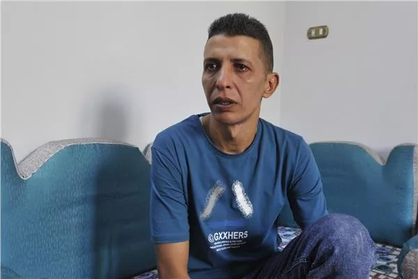 صدمة بعد 43 عاماً حقيقة عودة إبن عزيزة بنت إبليس لأسرته وسر الترجمة الخاطئة التي قلبت الموازين 2 إسلام ضحية بنت إبليس