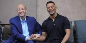 نهاية الحرب الكبرى محمد رمضان وعمرو أديب من المحاكم إلى عناق الحكاية وكواليس فيلم الأسد 2 صلح محمد رمضان وعمرو أديب