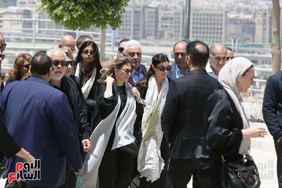 بالصور الحزن يسيطر على نجل هاني شاكر ومحبيه في جنازته ويعلقون لا يعوض 6 35021361 e3d9 41b3 870d 9b27df0cc810 16x9 1200x676 25