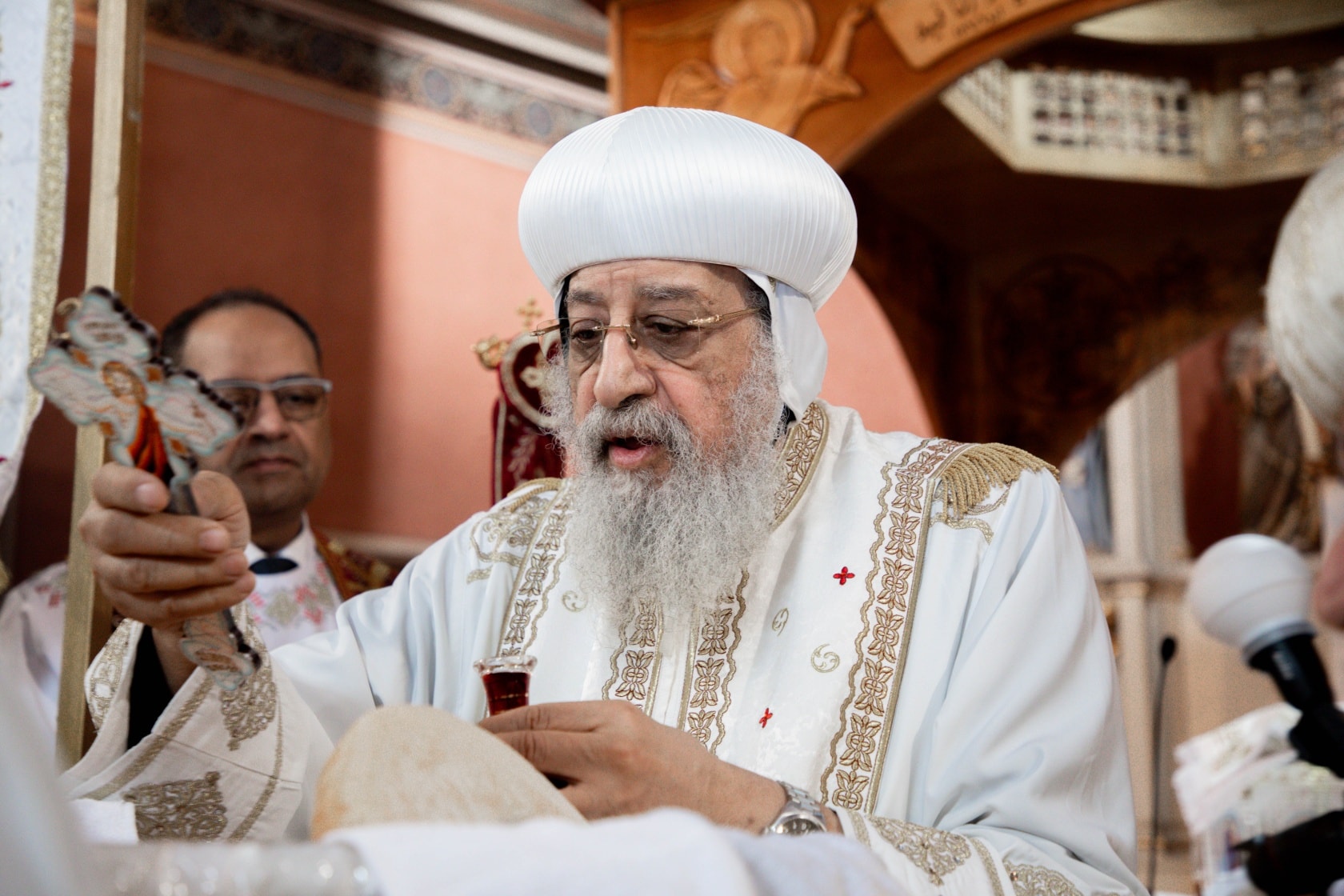 بالصور البابا تواضروس الثاني يصلي في كاتدرائية العذراء المنتصرة بڤيينا في الذكرى العاشرة لتدشينها 3 البابا تواضروس الثاني يصلي في كاتدرائية العذراء المنتصرة بڤيينا
