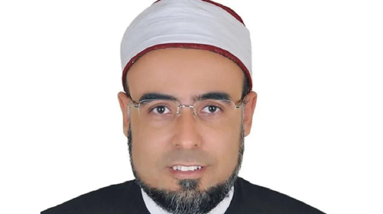 الشيخ ياسر محمود بالأوقاف يحسم الجدل حول رفض محل حلويات رسم الصليب على تورته مسيحي 3 الشيخ ياسر محمود